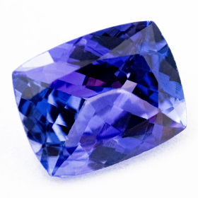 Augenreiner Tansanit mit 2.03 Ct, AA Grade