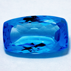 Topas in Swiss Blue mit 16.79 Ct, AAA Grade, sehr leicht beschädigt
