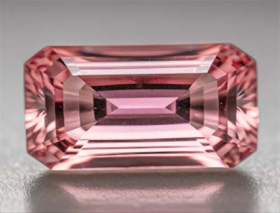 Pink Turmalin mit 1.03 Ct