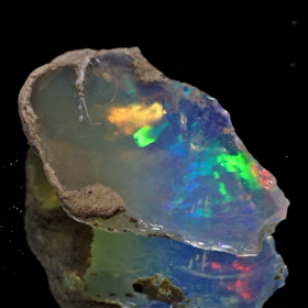 Opalkristall mit 5.67 Ct