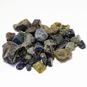 Australische Saphir Kristalle mit 76.18 Ct
