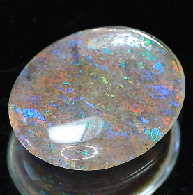 Wunderschöne Opal Dublette mit 3.83 Ct