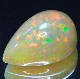 Opal mit 14.31 Ct, AAA-Qualität