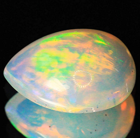 Opal mit 7.58 Ct, AAA-Grade