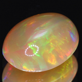 Opal mit 2.58 Ct