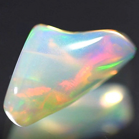 Welo Opal-Kristall AAA Grade, 1.38 Ct, poliert
