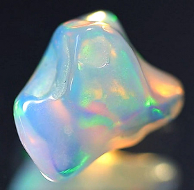 Welo Opal-Kristall AAA Grade, 1.73 Ct, poliert