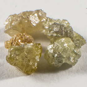 6 Stück Gelbe Rohdiamanten mit 0.56 Ct