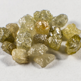 13 Stück Gelbe Rohdiamanten mit 1.45 Ct