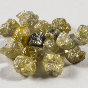 16 Stück Gelbe Rohdiamanten mit 1.05 Ct