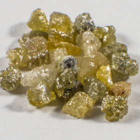 26 Stück Gelbe Rohdiamanten mit 2.04 Ct