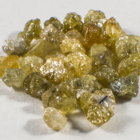 29 Stück Gelbe Rohdiamanten mit 1.97 Ct