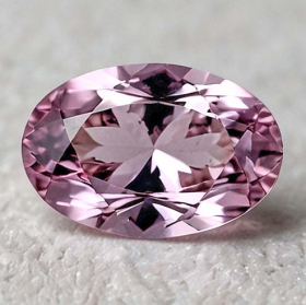 Pink Tansanit mit 5x3 mm