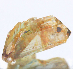 Sultanitkristall mit 2.49 Ct, AAA-Grade