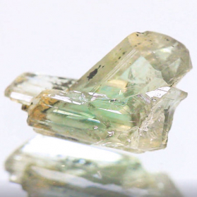 Sultanitkristall mit 2.24 Ct, AAA-Grade
