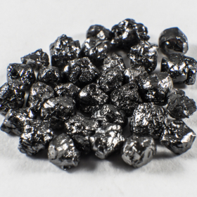 31 Stück Schwarze Rohdiamanten mit 3.26 Ct